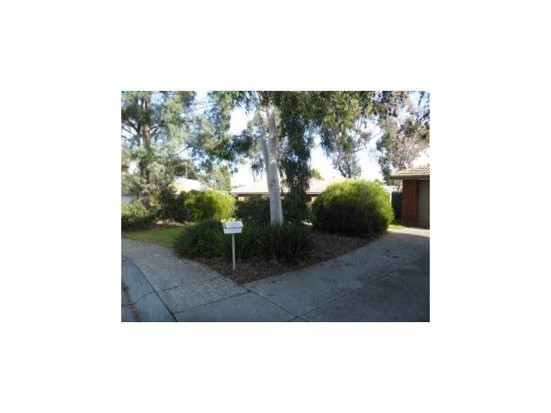 10 Coughlin Court, Seymour VIC 3660