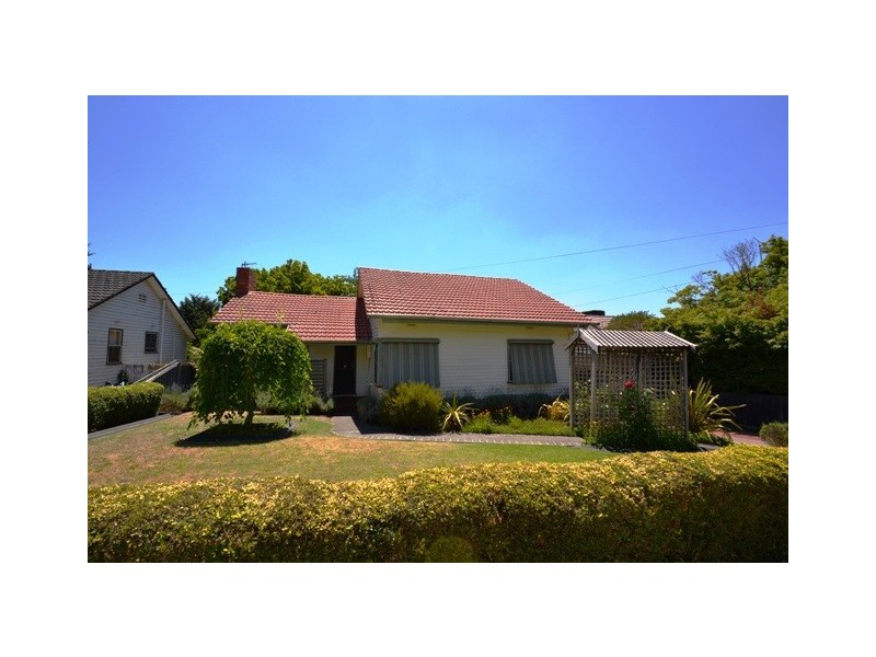 15 Tehan Street, Seymour VIC 3660