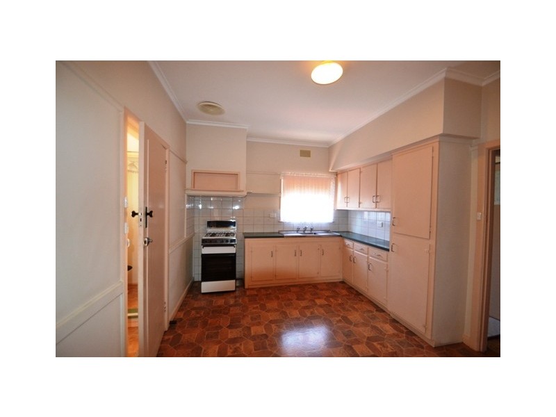 15 Tehan Street, Seymour VIC 3660