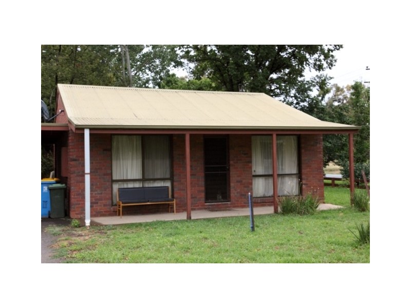 Unit 1/23 Bank, Avenel VIC 3664