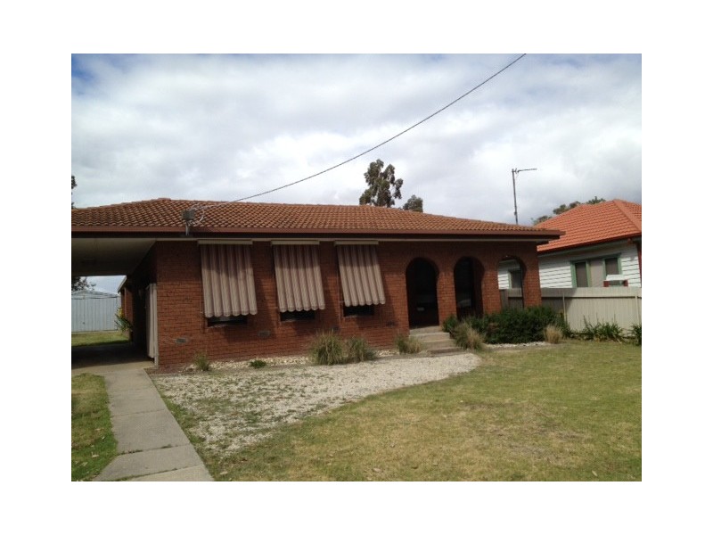 110 Redbank Rd, Seymour VIC 3660