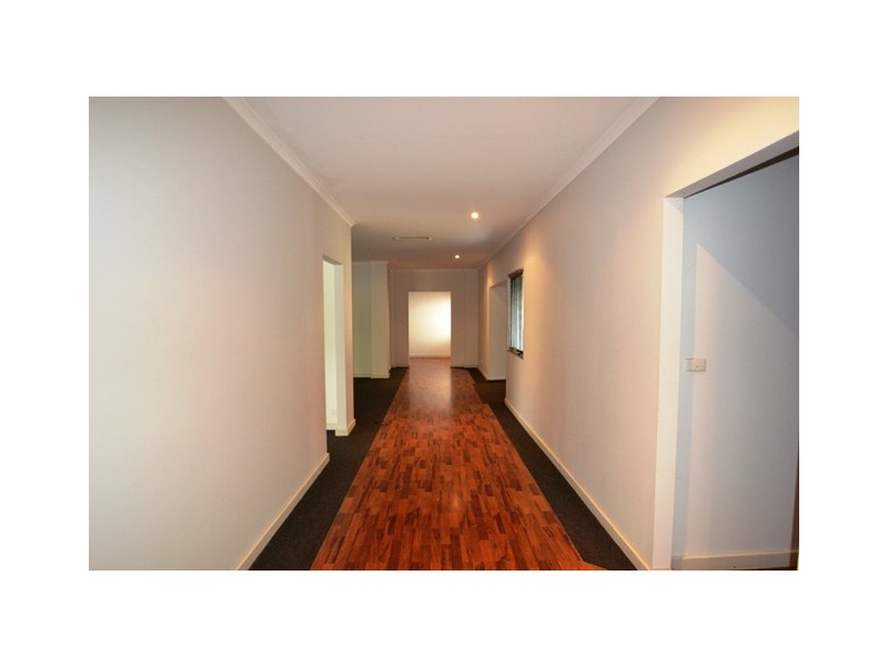 27 Highlands Road, Seymour VIC 3660