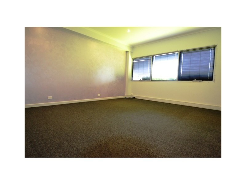 27 Highlands Road, Seymour VIC 3660