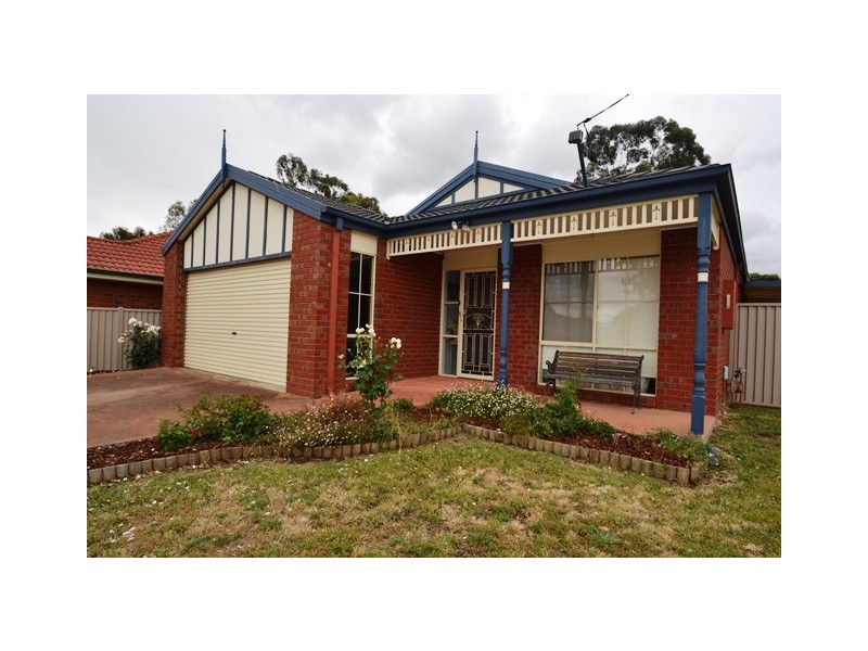 16 Marengo Road, Seymour VIC 3660
