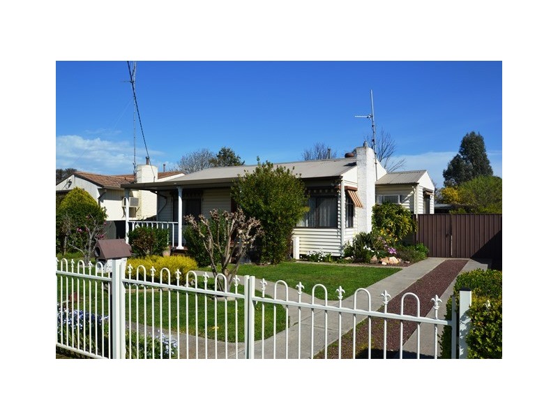 12 Alfred Street, Seymour VIC 3660