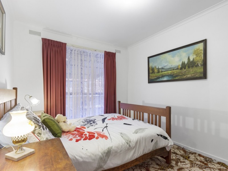 5 Webb Avenue, Seymour VIC 3660