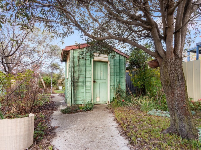 5 The Avenue, Seymour VIC 3660