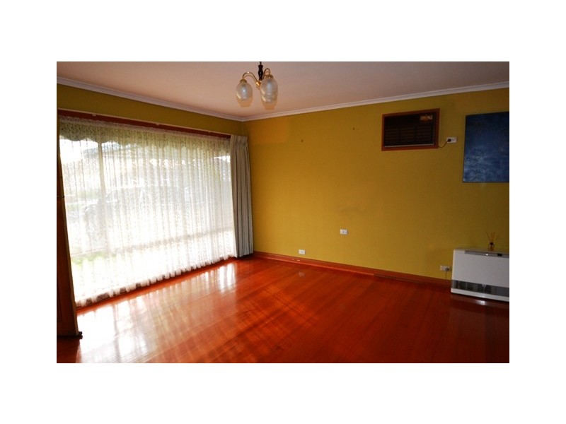 25  Halpin Street, Seymour VIC 3660