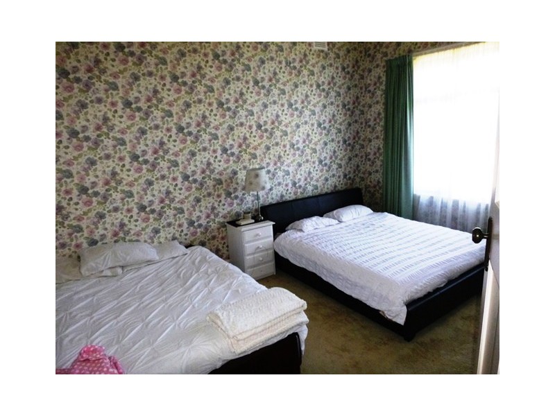 19 Guild Street, Seymour VIC 3660