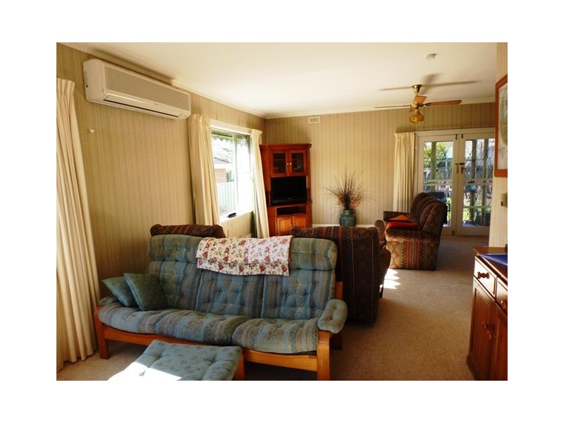 19 Guild Street, Seymour VIC 3660