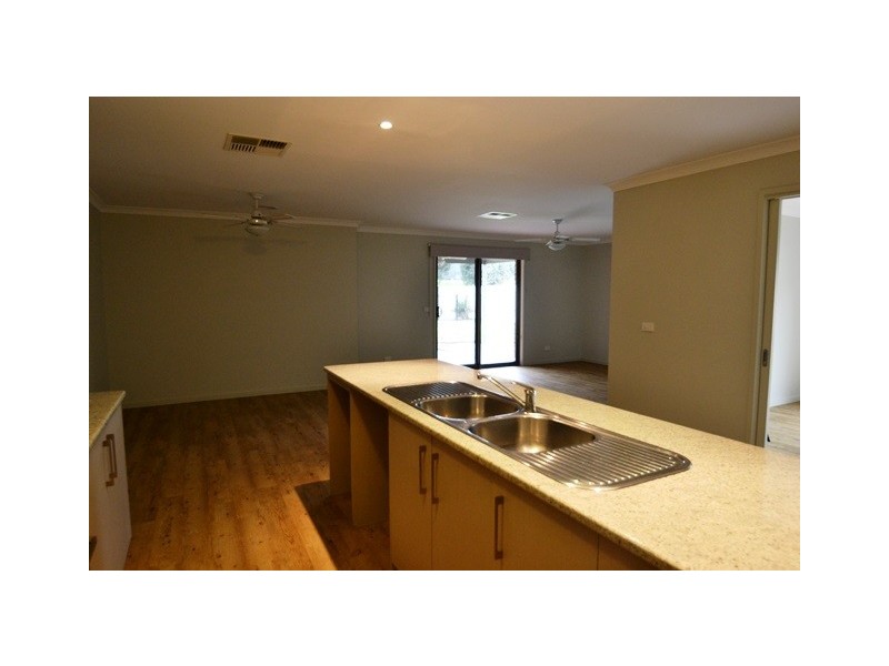 187 Tarcombe Road, Seymour VIC 3660