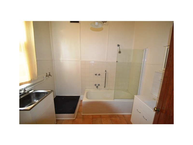 54 Oak Street, Seymour VIC 3660