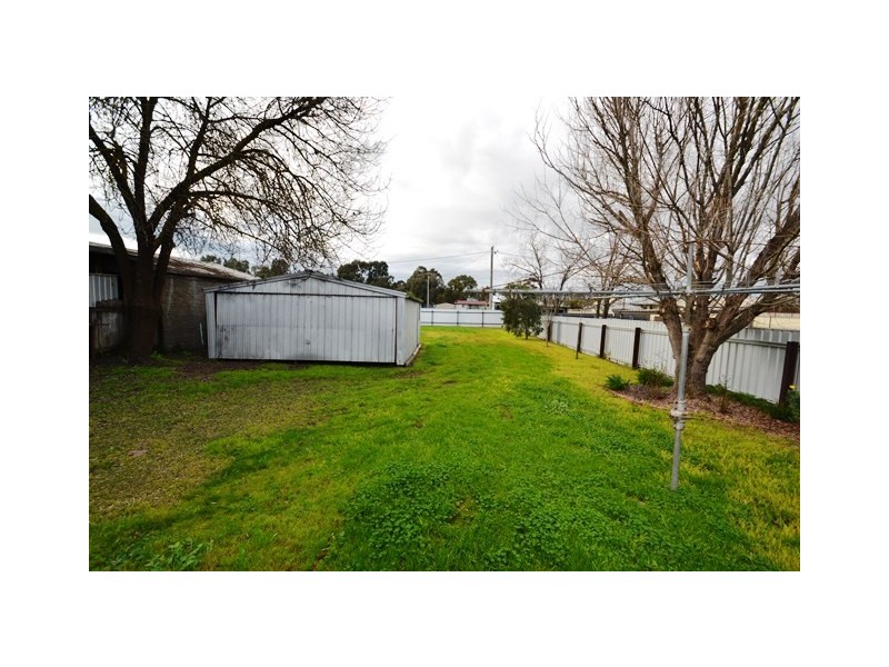 54 Oak Street, Seymour VIC 3660