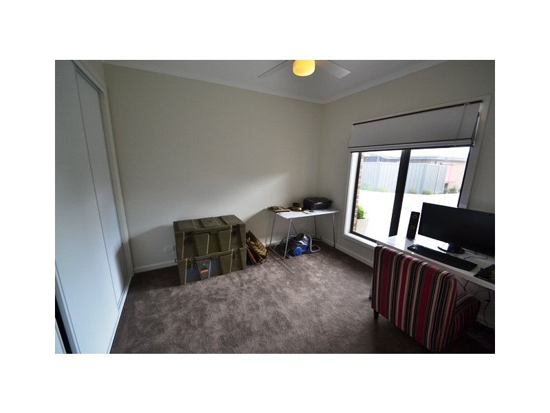 3/8 President Street, Seymour VIC 3660