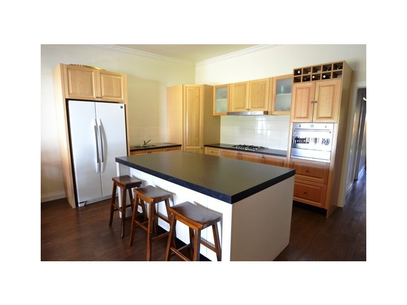 16 Tristan Street, Seymour VIC 3660