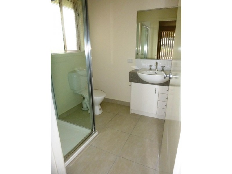 2 Coughlin Court, Seymour VIC 3660