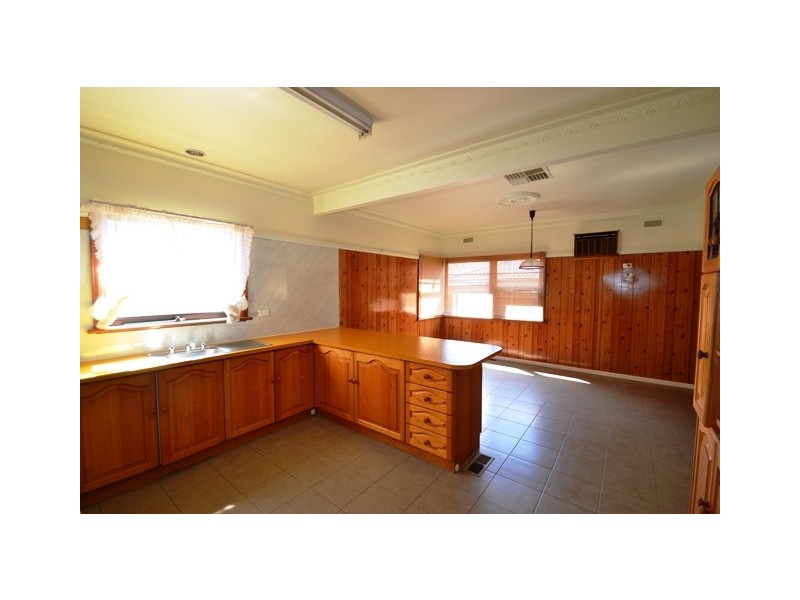 108 Redbank Road, Seymour VIC 3660