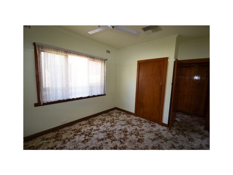 108 Redbank Road, Seymour VIC 3660