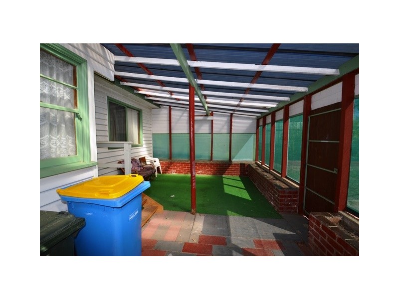 108 Redbank Road, Seymour VIC 3660