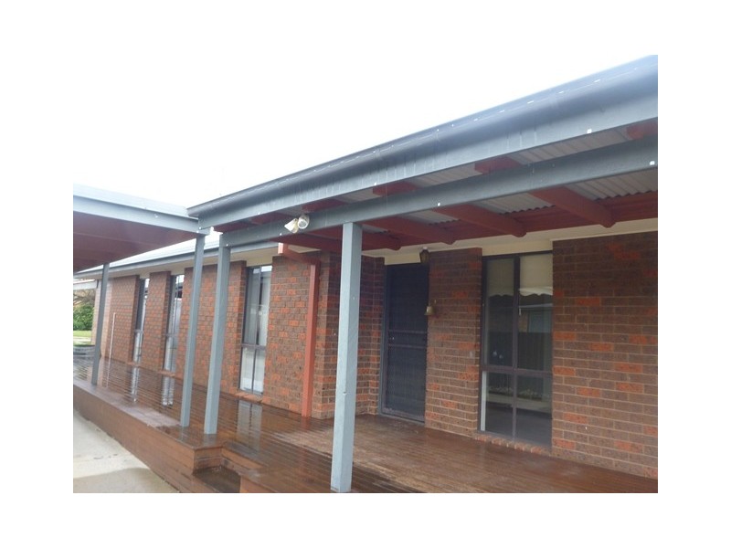 22 Avenel Road, Seymour VIC 3660