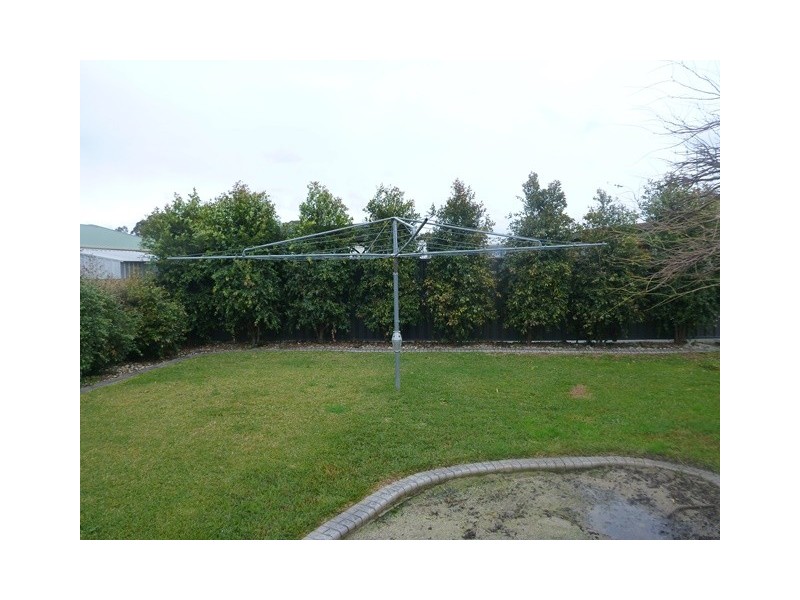 22 Avenel Road, Seymour VIC 3660