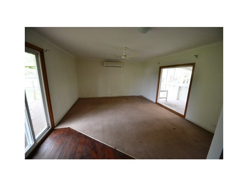 25 Bank Street, Avenel VIC 3664