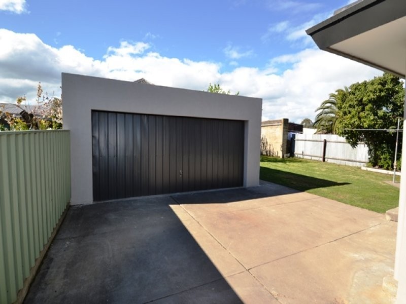 10 Tristan Street, Seymour VIC 3660