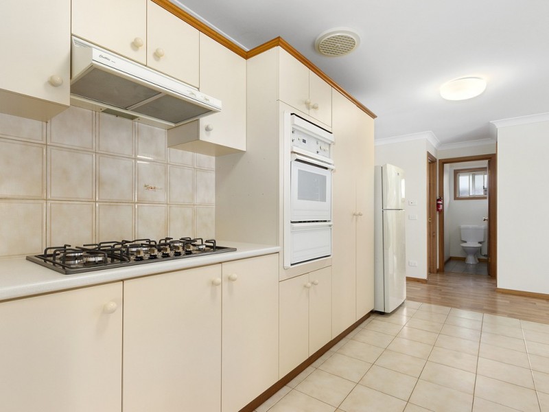 2 Avenel Road, Seymour VIC 3660