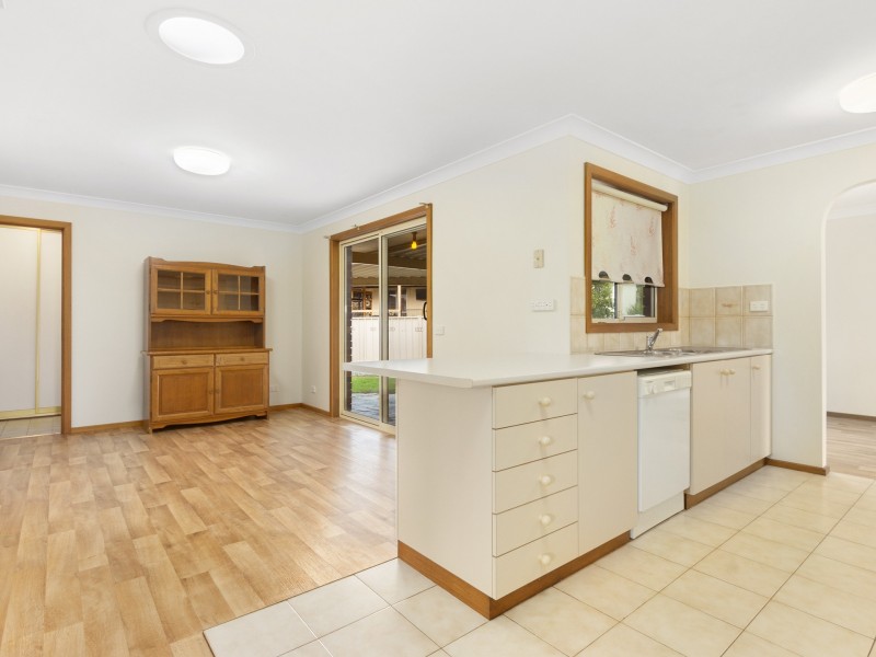 2 Avenel Road, Seymour VIC 3660