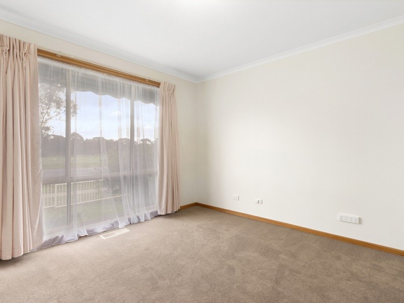 2 Avenel Road, Seymour VIC 3660