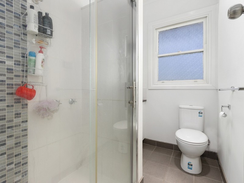 16 Chisholm Crescent, Seymour VIC 3660