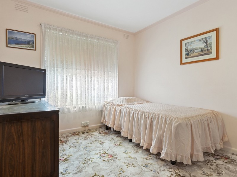 8 Guild Street, Seymour VIC 3660