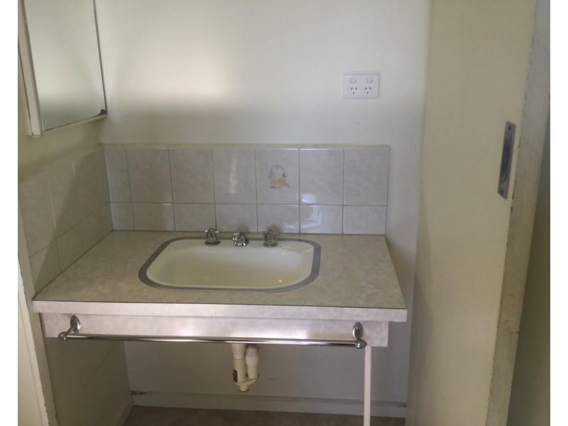 217 Anzac Avenue, Seymour VIC 3660