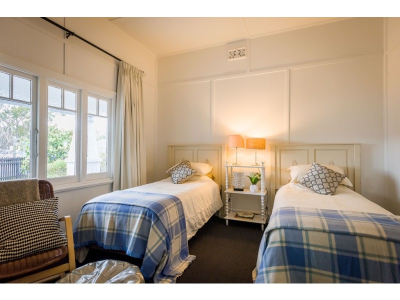 39 Railway Street, Euroa VIC 3666