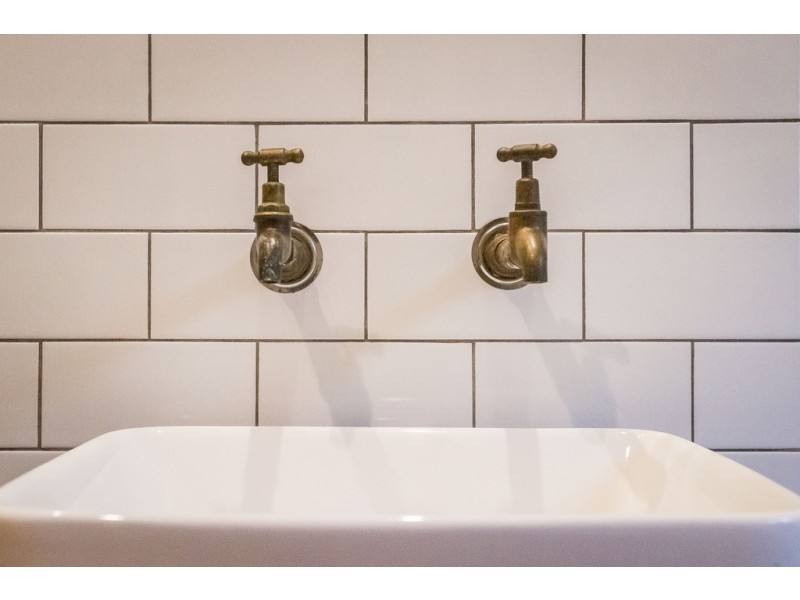 39 Railway Street, Euroa VIC 3666