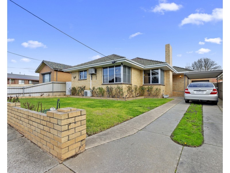 8 Guild Street, Seymour VIC 3660