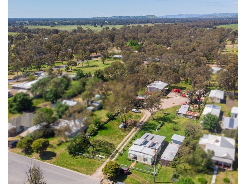 6-8 Down Street, Longwood VIC 3665