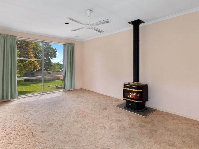 7 Shields Court, Seymour VIC 3660