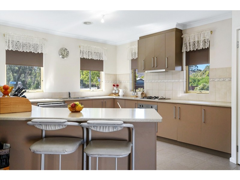 60 Kirkland Avenue, Euroa VIC 3666