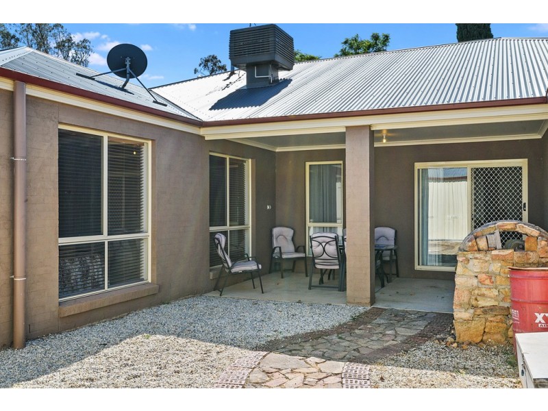 60 Kirkland Avenue, Euroa VIC 3666