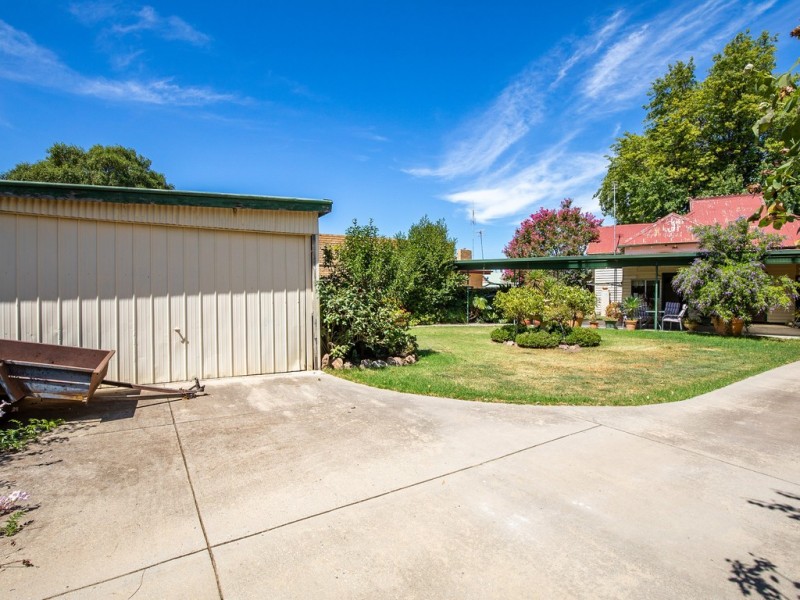 105 High Street, Seymour VIC 3660