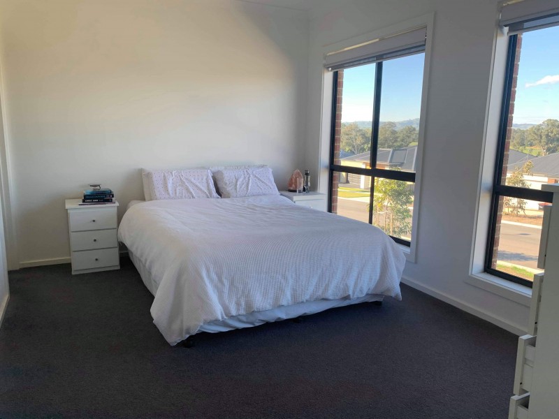 8 Delma Crescent, Seymour VIC 3660