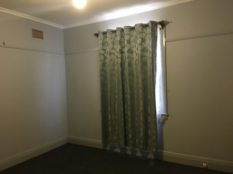 13 Dowling Avenue, Seymour VIC 3660