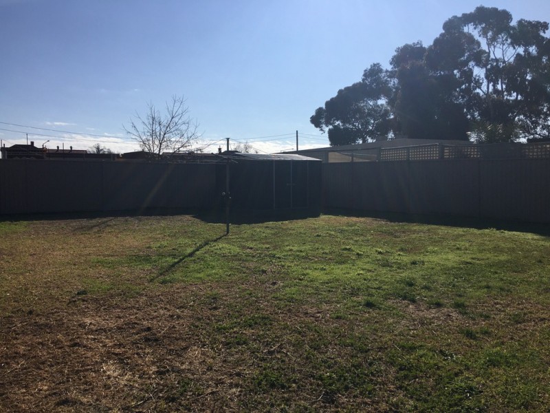 13 Dowling Avenue, Seymour VIC 3660