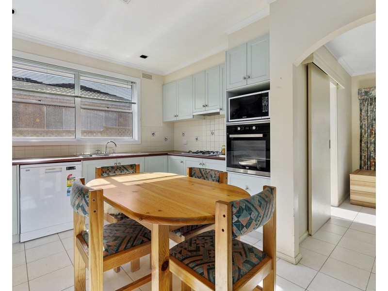 16 Delatite Road, Seymour VIC 3660