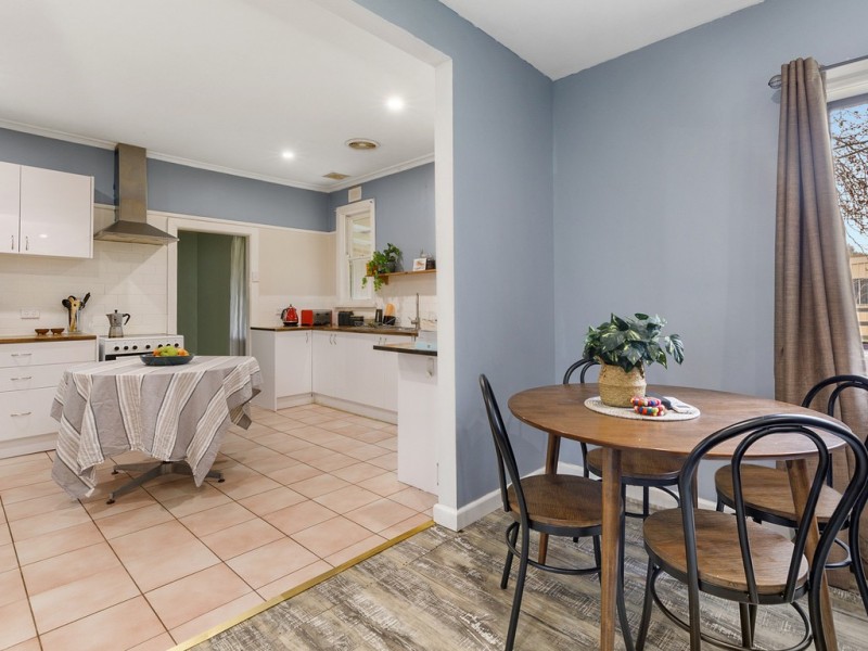 130 Hall Lane, Whiteheads Creek VIC 3660