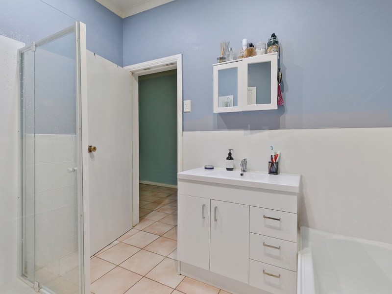 130 Hall Lane, Whiteheads Creek VIC 3660