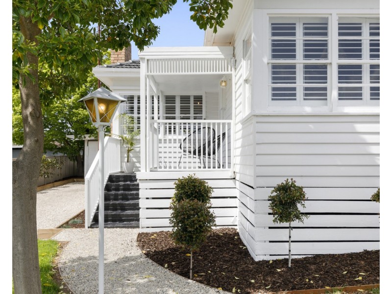 3 The Avenue, Seymour VIC 3660