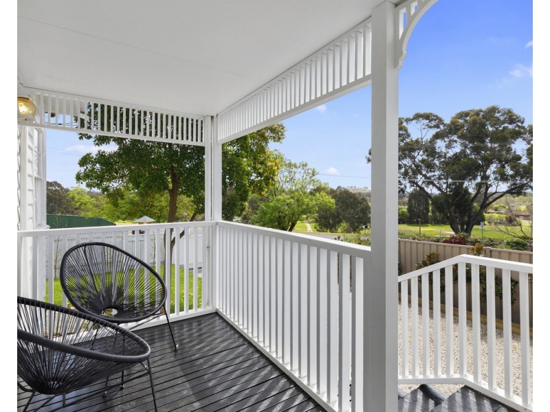 3 The Avenue, Seymour VIC 3660