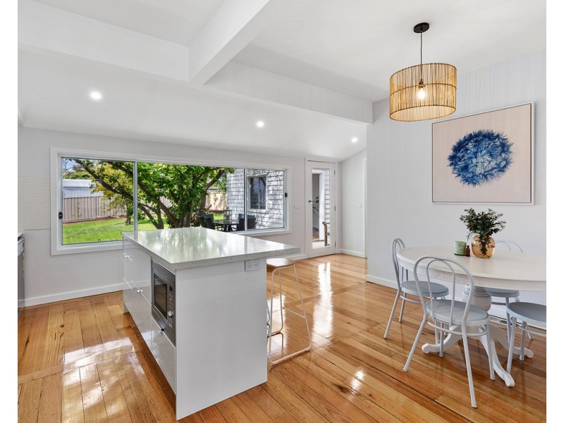 3 The Avenue, Seymour VIC 3660